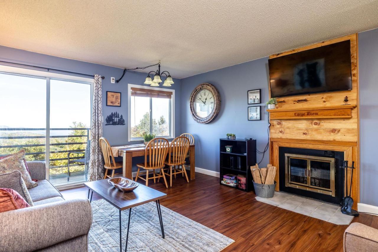 Wow Views!!-Mountain Escape-Outdoor Pool-Close To Downtown-Wifi-Cable-Private Balcony Gatlinburg Bagian luar foto