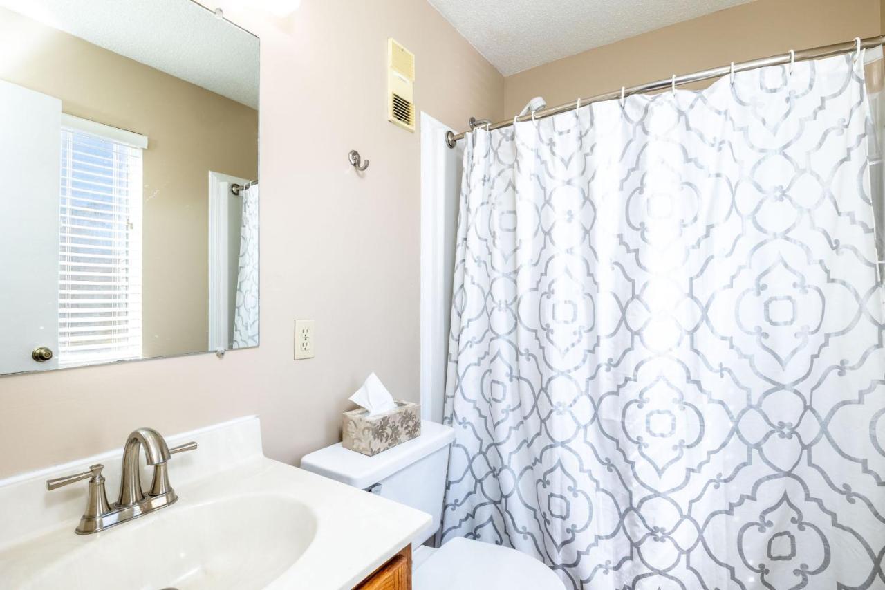 Wow Views!!-Mountain Escape-Outdoor Pool-Close To Downtown-Wifi-Cable-Private Balcony Gatlinburg Bagian luar foto
