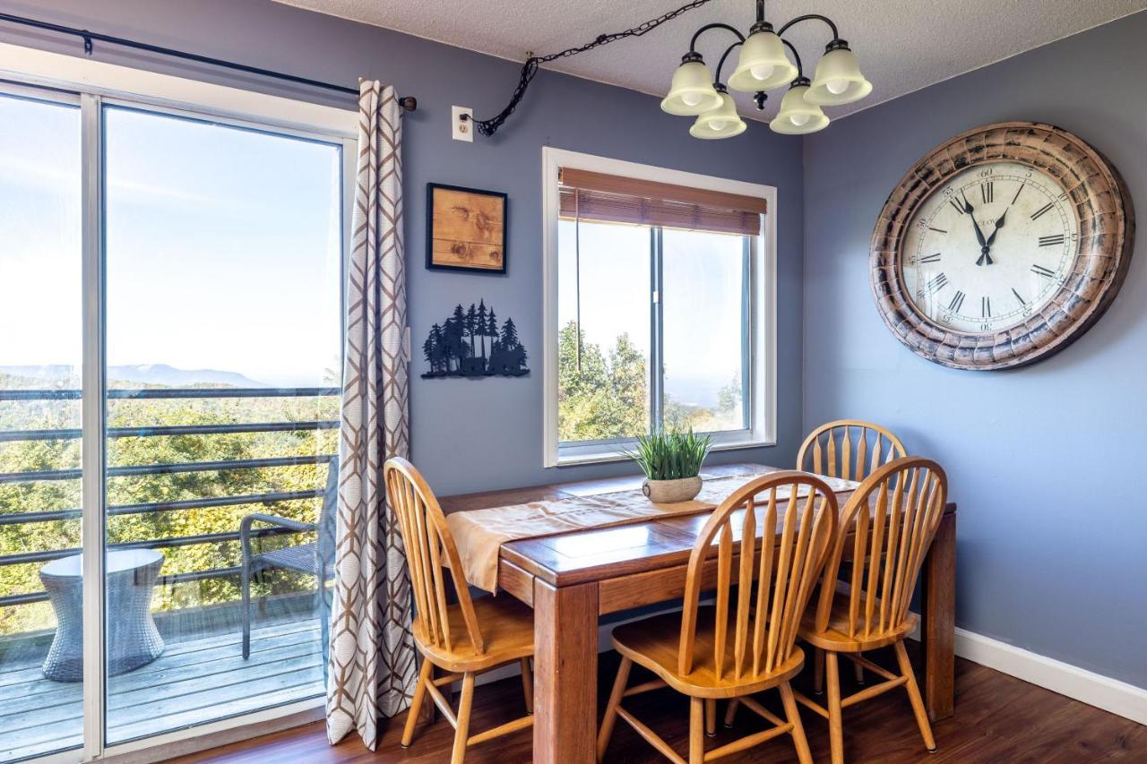 Wow Views!!-Mountain Escape-Outdoor Pool-Close To Downtown-Wifi-Cable-Private Balcony Gatlinburg Bagian luar foto