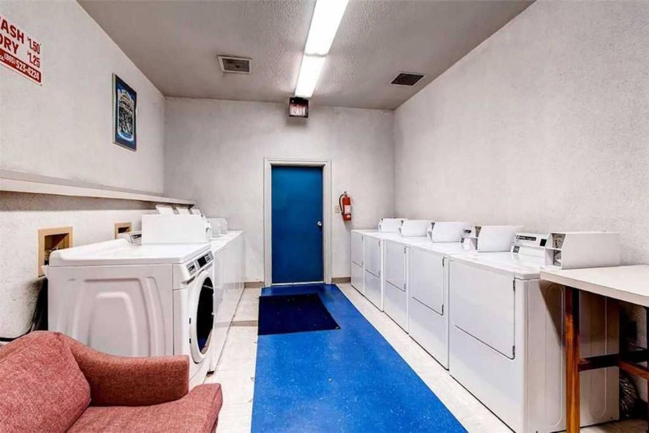 Wow Views!!-Mountain Escape-Outdoor Pool-Close To Downtown-Wifi-Cable-Private Balcony Gatlinburg Bagian luar foto