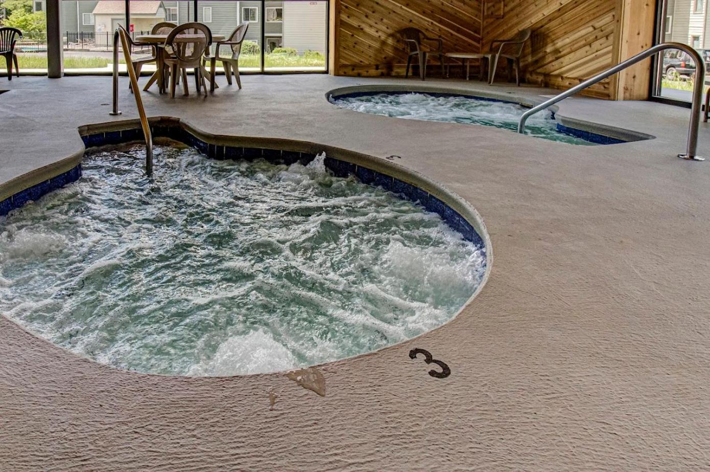 Wow Views!!-Mountain Escape-Outdoor Pool-Close To Downtown-Wifi-Cable-Private Balcony Gatlinburg Bagian luar foto
